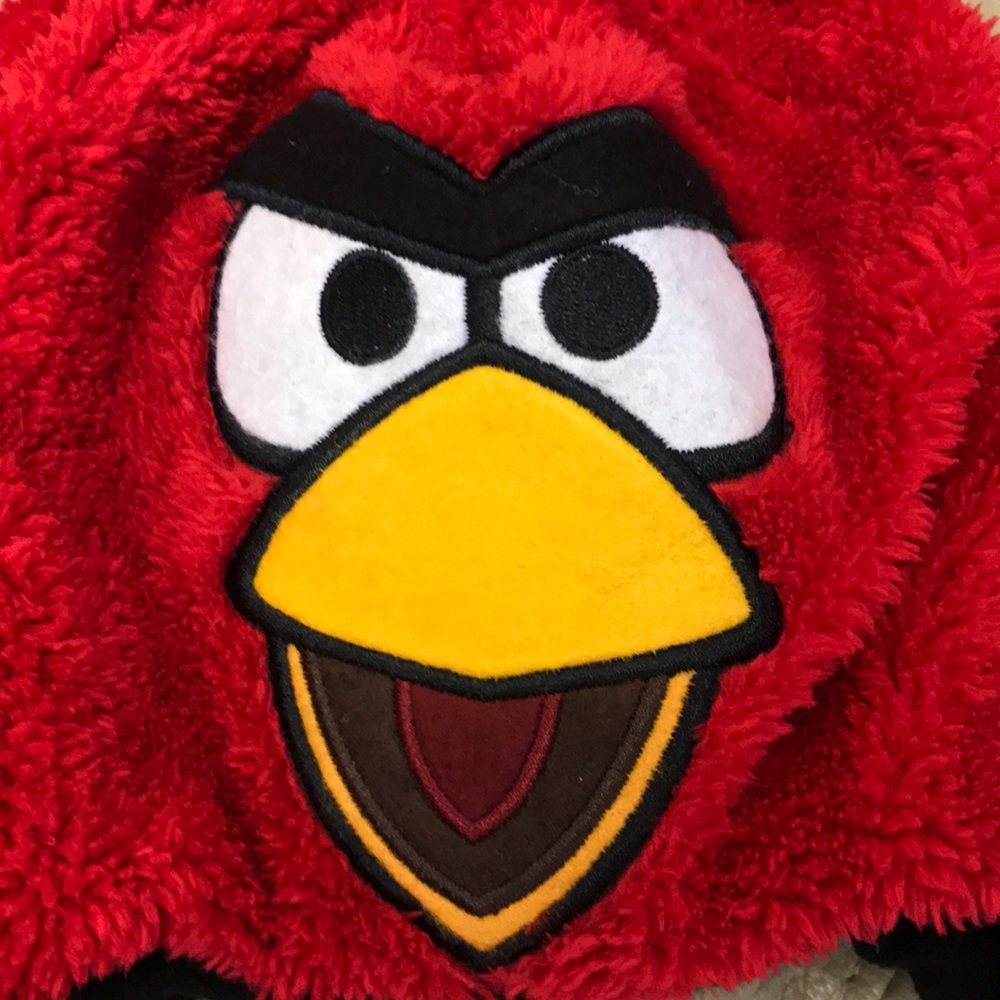 Angry Birds Hat and Black Gloves - Picture 4 of 7